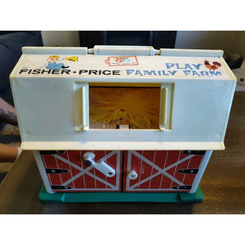 Vintage Fisher Price 1967 Family Farm Play Toy Barn - NO SOUNDS